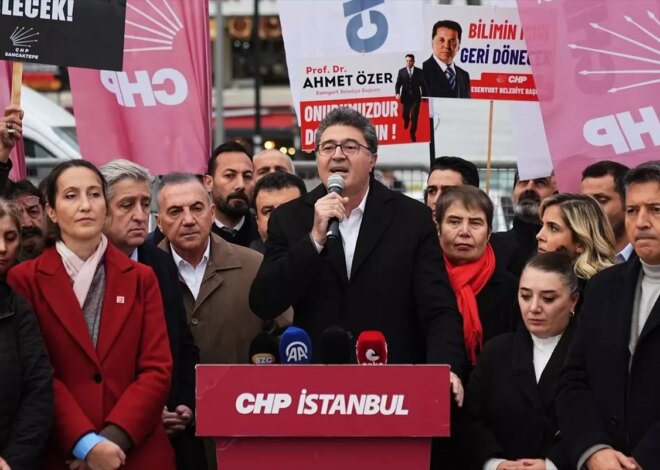 CHP Esenyurt’ta Protesto Düzenledi